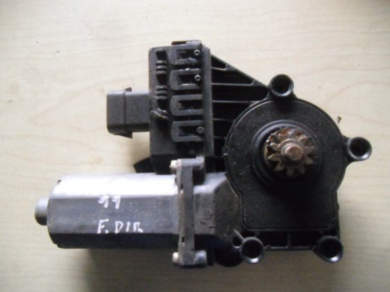 Motor Elevador Vidro Frente Direito Opel Astra G 1999 mev313